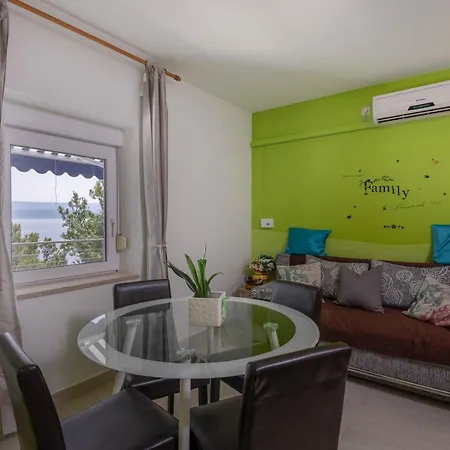 Pool Sweet Oasis Omis - Happy Апартаменты Локва-Рогозница