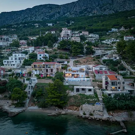 Pool Sweet Oasis Omis - Happy Апартаменты Локва-Рогозница