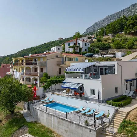 Pool Sweet Oasis Omis - Happy Локва-Рогозница