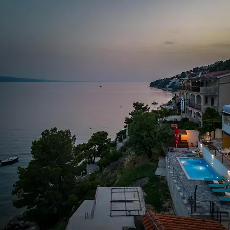 Pool Sweet Oasis Omis - Happy Апартаменты Локва-Рогозница