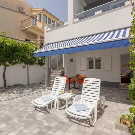 Апартаменты Pool Sweet Oasis Omis - Happy Локва-Рогозница