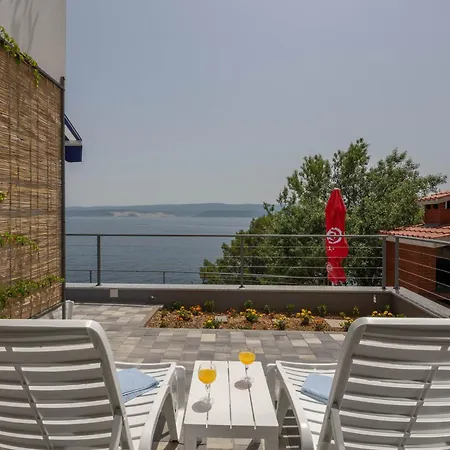 Pool Sweet Oasis Omis - Happy Апартаменты Локва-Рогозница